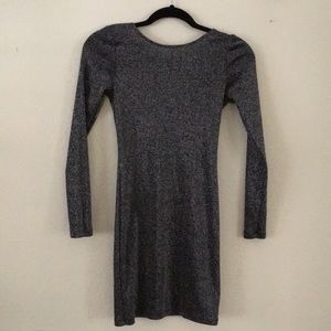 H&M Dividend Long Sleeved Mini Skirt
